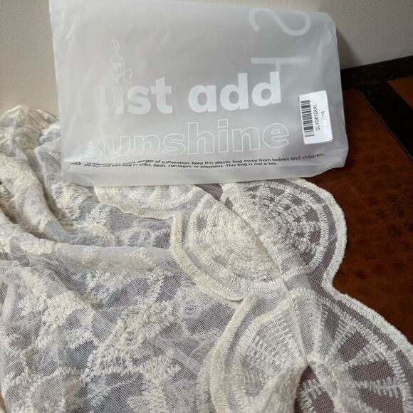 NWT (L) Cupshe Cream Lace & Crochet Maxi Swim Cover Up - Picture 15 of 15
